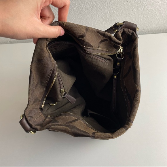 Coach Brown Canvas Big Monogram Gold Hardware Square Shoulder Bag K0773-10620 - Picture 4 of 12